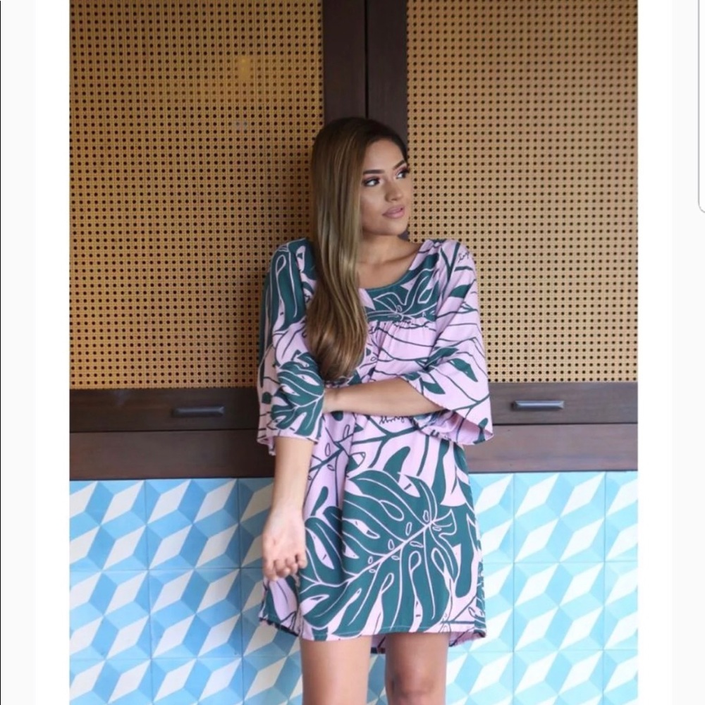 Lex Breezy monstera babydoll dress
